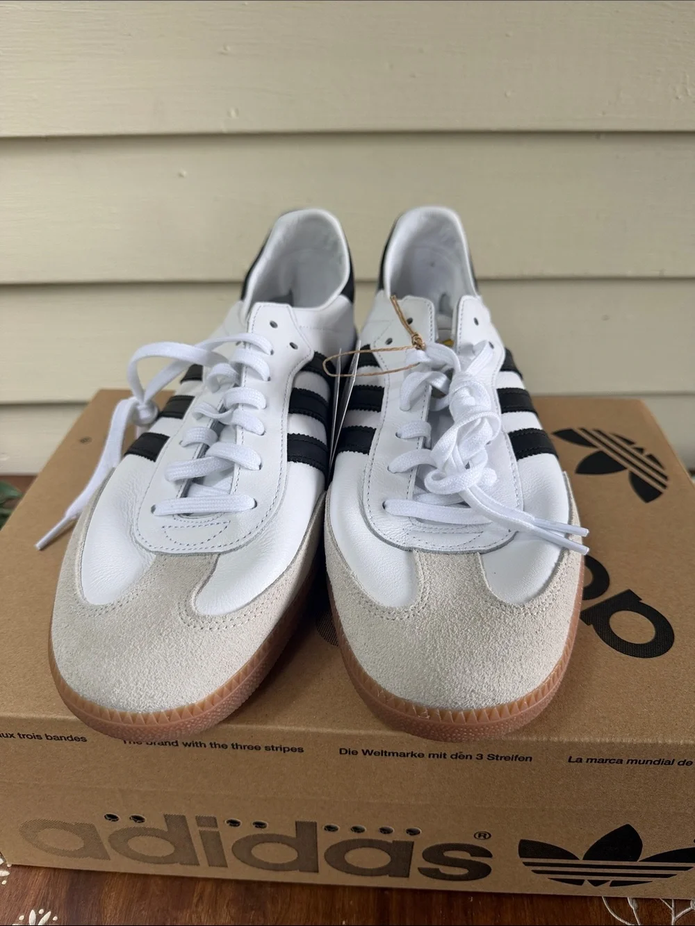 New in Box Adidas Sambas Size 11